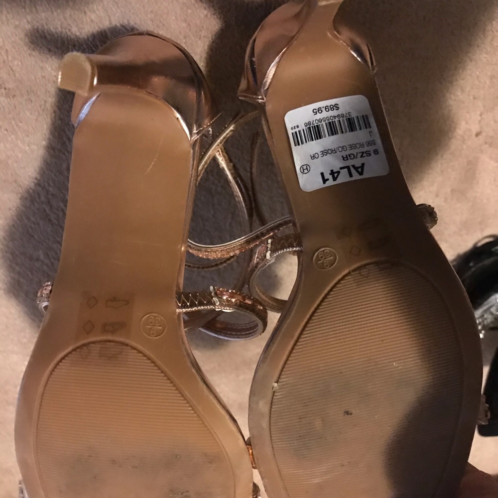 le chateau sandal - Picture 3 of 3